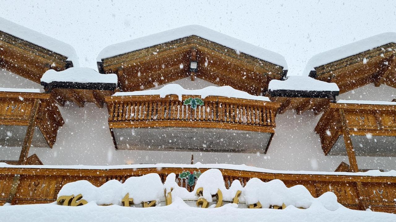 Hotel Vienna San Martino Di Castrozza Esterno foto
