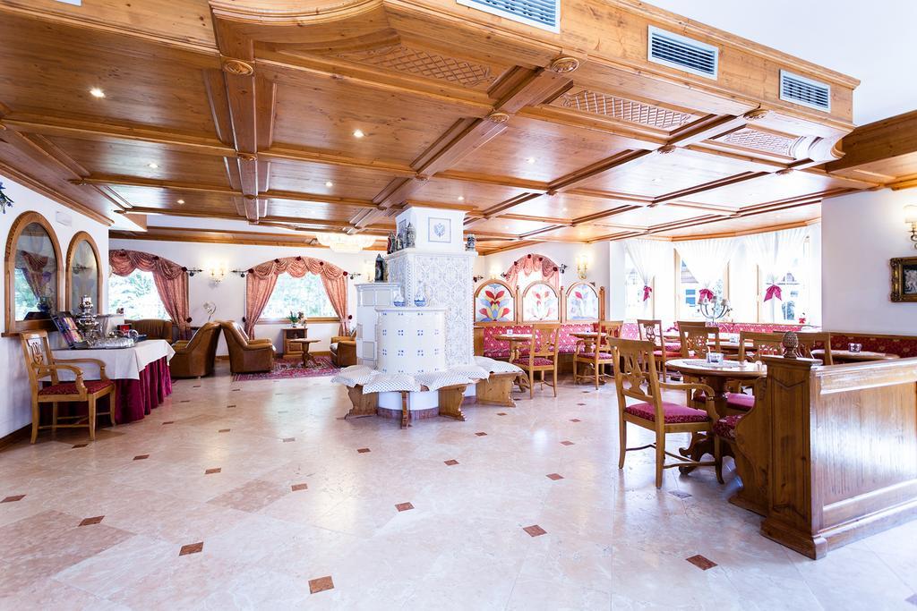 Hotel Vienna San Martino Di Castrozza Esterno foto